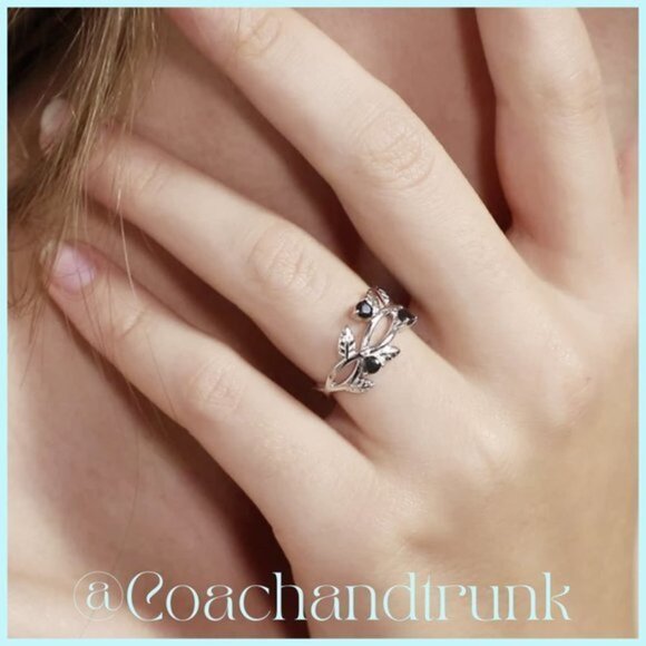 925 Hallmark 3 Round Black Spinel Prong Set Etched Winding Vine Band Ring Size 7 - Picture 3 of 3